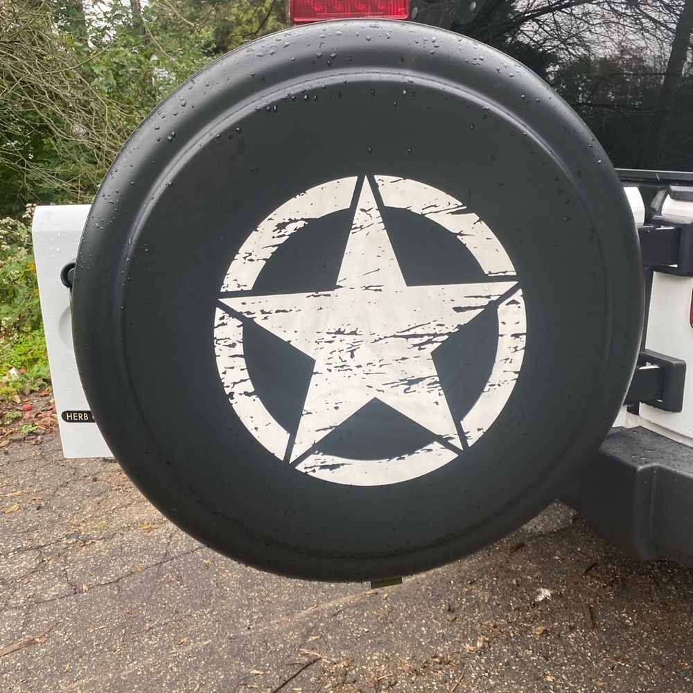 BOOMERANG BLACK TEXTURED TIRE COVER DISTRESSED STAR JEEP WRANGLER (new!)